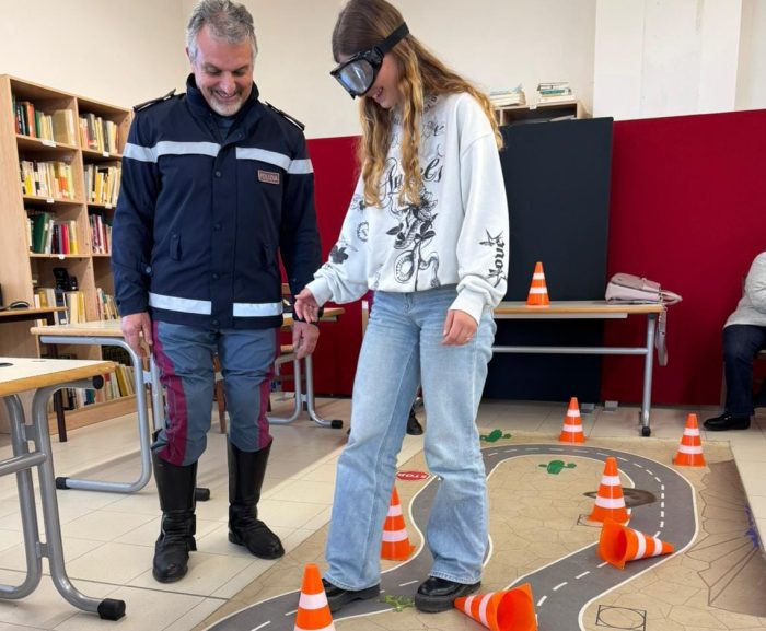 Giornata mondiale vittime della strada, studenti di Chianciano a lezione di sicurezza con la Polizia Stradale