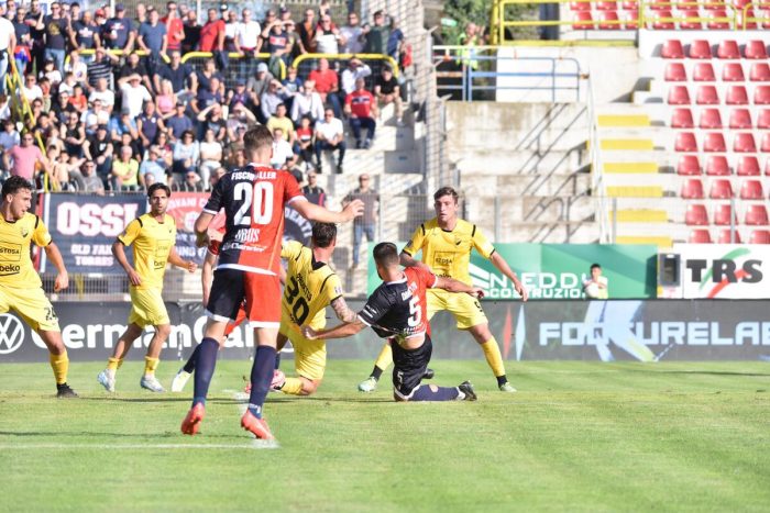 Serie C: Sardegna amara per la Pianese, la Torres si impone per 3-0