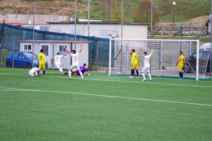 Eccellenza, l'Asta reagisce da grande squadra e batte il Signa 2-0