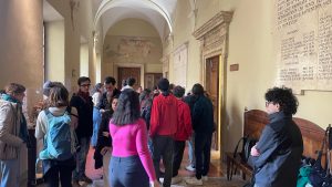 UniSi, bagarre al Rettorato per la sospensione delle elezioni studentesche