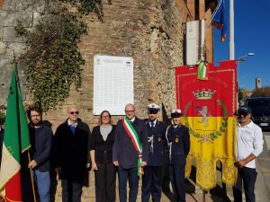 San Gimignano ricorda i 101 concittadini internati nei lager nazisti