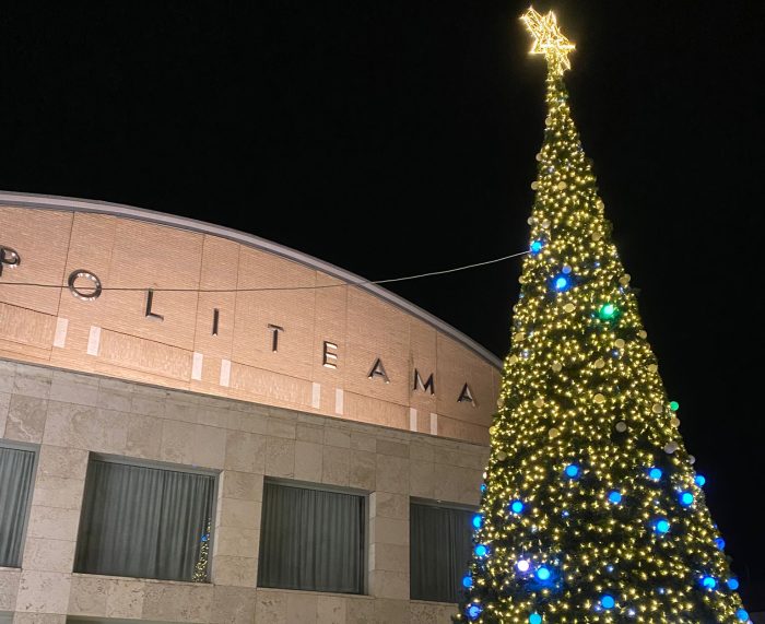 Nuovo week end di Natale a Poggibonsi: mercatini, musica e pullman dei supereroi