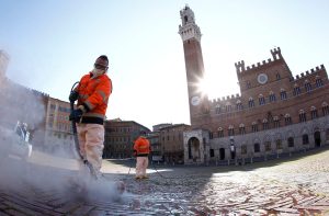 Capodanno: le variazioni ai servizi nei comuni della provincia di Siena