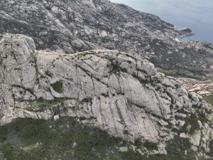 Università di Siena, di Firenze e Carabinieri monitorano con i droni gli habitat unici dell'isola di Montecristo