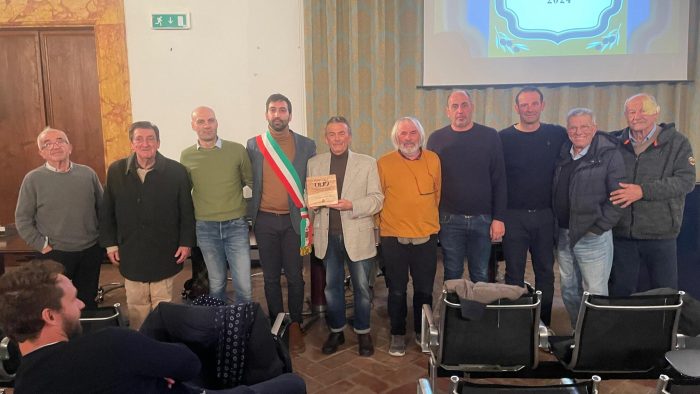 San Quirico d'Orcia, il Comune premia i 70 anni del Gruppo Sportivo