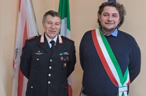 Castiglione d’Orcia saluta il comandante della stazione Carabinieri Ciribello che va in pensione