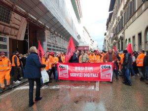 Vertenza Telco, manifestazione a Firenze. Slc Cgil: "Le istituzioni intervengano"