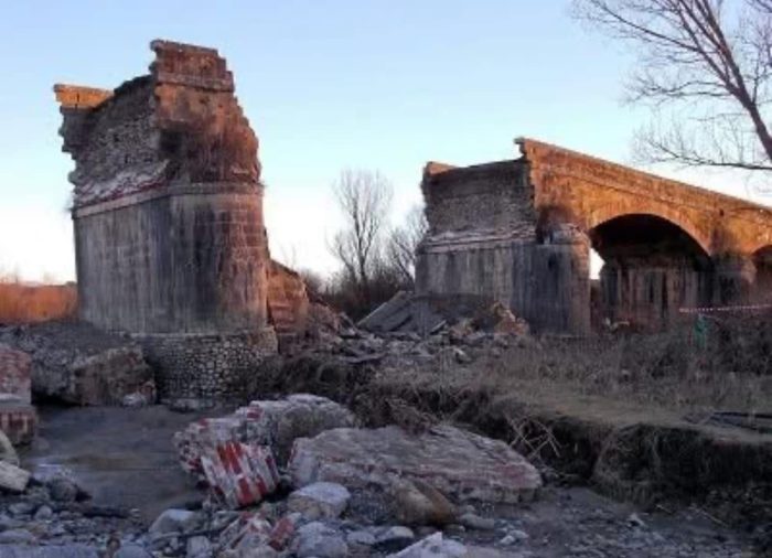 Ponte Nove Luci, dopo 12 anni di attesa l’associazione di cittadini gioisce per la ricostruzione