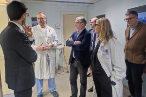 Sanità, Torre e Bezzini in visita all'ospedale di Campostaggia